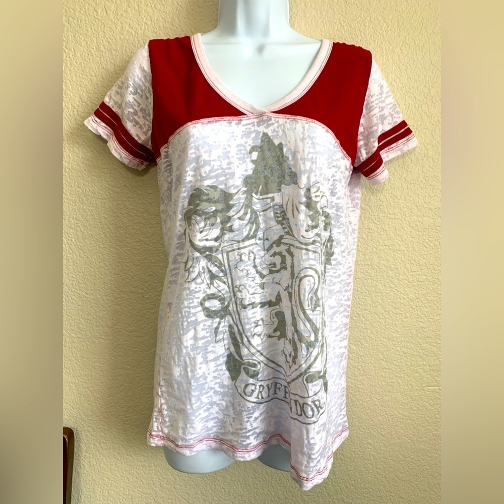 HARRY POTTER THE WIZARDING WORLD OF HARRY POTTER TEE